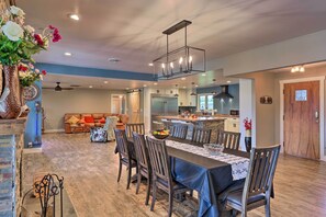 Interior - Peaceful Lebanon Farmhouse/Ranch w/ Pool! (Lebanon)