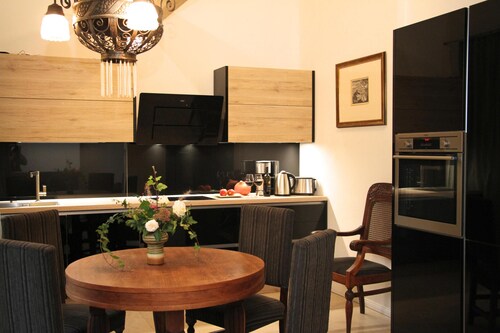 On the Elbe - House Sonate