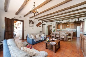 تلفزيون ذكي