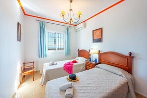 3 chambres, Wi-Fi, draps fournis