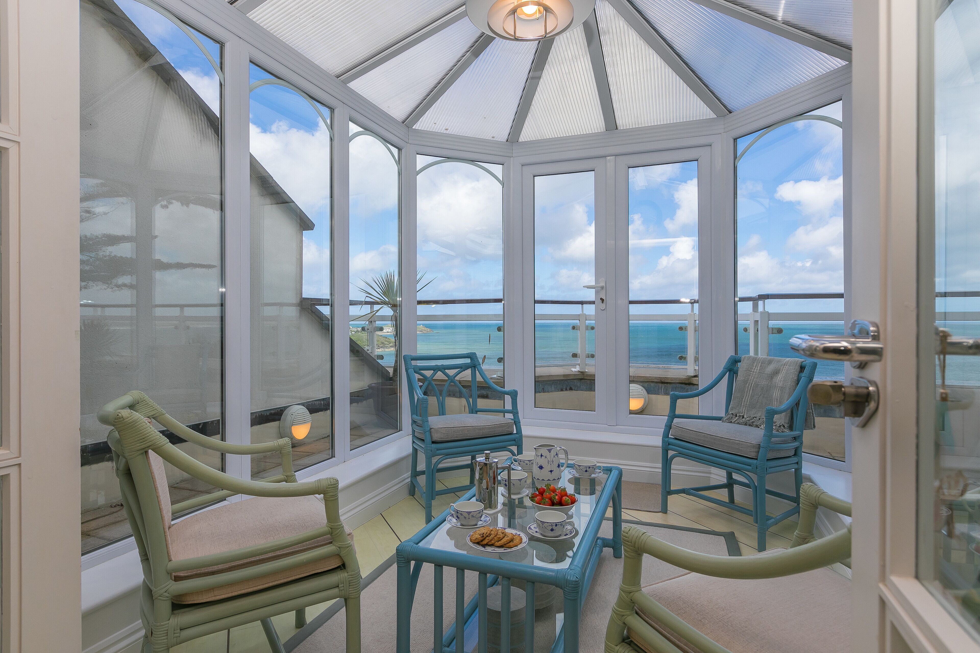 غرفة المعيشة