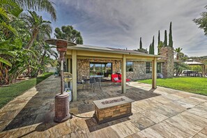 Property grounds - Spacious & Private Wine Country Villa w/ View (Temecula)