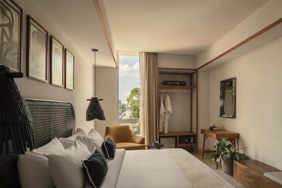 Deluxe kamer | Luxe beddengoed, donzen dekbedden, een kluis op de kamer