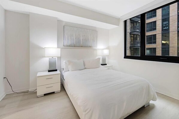 1 chambre, bureau, fer et planche à repasser, Wi-Fi gratuit