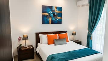 3 bedrooms, desk, free WiFi, bed sheets