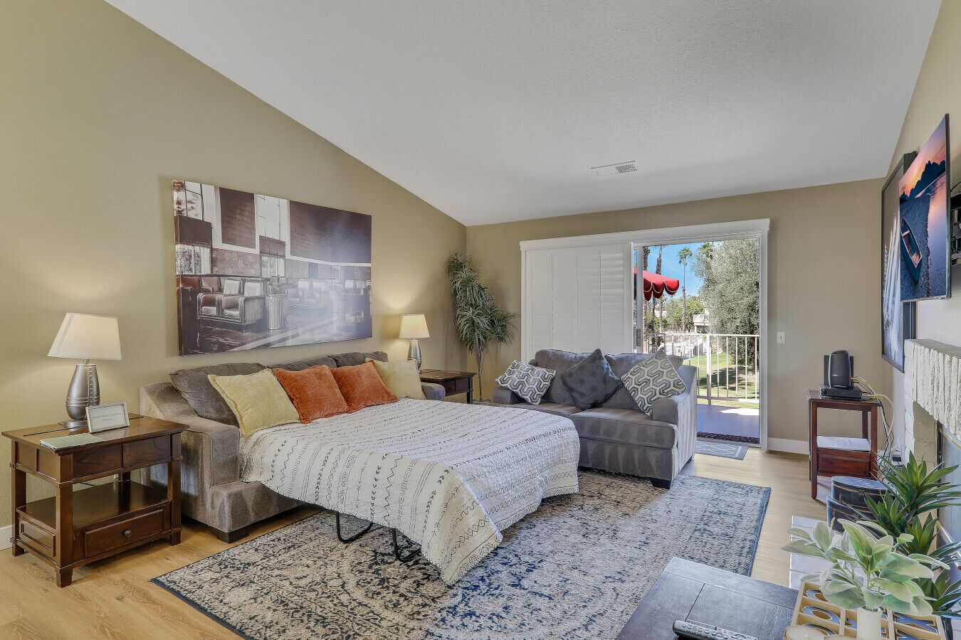 2 bedrooms, desk, iron/ironing board, free WiFi