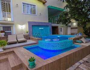 Outdoor pool - Hotel Flor de Lis (Brejo Santo)