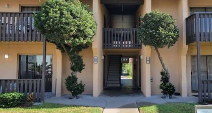 Tiki Condo 261