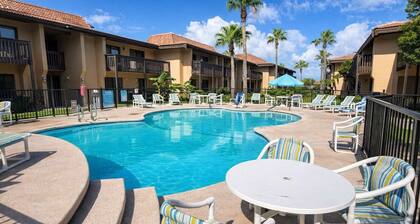 Tiki Condo 261