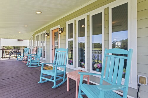 Beautifully Renovated Waterfront House in Gulfport