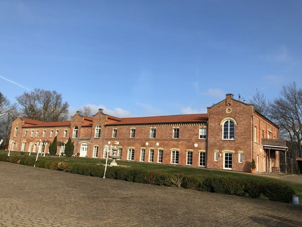 Front of property - Gut Vorwerk (Sagard)