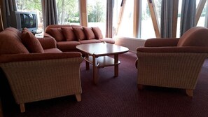 Lobby sitting area - Gut Vorwerk (Sagard)