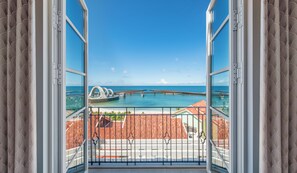 Beach/ocean view - La Festa Phu Quoc, Curio Collection By Hilton (Phu Quoc)