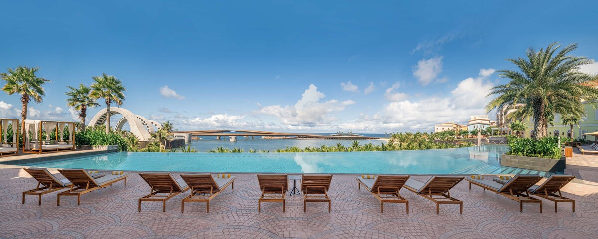 La Festa Phu Quoc, Curio Collection By Hilton