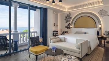 Family Suite, Multiple Beds | In-room safe, desk, laptop workspace, iron/ironing board