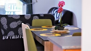Dining - Quiet place 10 minutes to the beach (Kato Pafos)