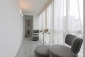 Interior - Golden Heights (St Ives)