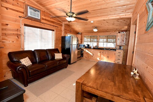 Kay's River Escape-Premium-Cabine-SDB privée-Vue sur la rivière
