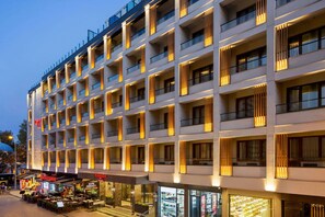 Exterior - Ramada Plaza By Wyndham Istanbul Sultanahmet (Istanbul)