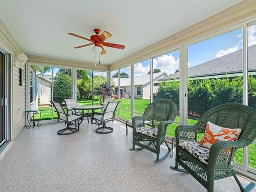 Close to Pelican Heron Golf Course and only  7 minutes to Lake Sumter Landing
