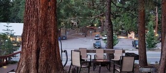 The Hawk’s Nest is the perfect location for a romantic getaway or a small family vacation