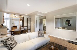 Älytelevisio, kirjoja