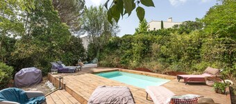 La Coursive: beautiful luxury home with swimming pool