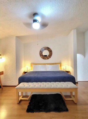 1 bedroom, desk, iron/ironing board, free WiFi