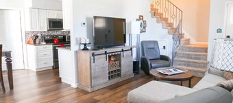 Cozy Escape- 2 Bd 15 Min From Downtown Nashville!