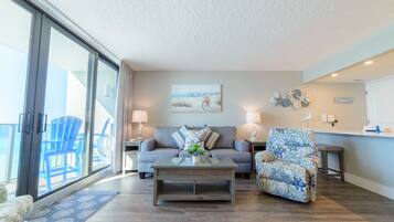 Een flatscreentelevisie