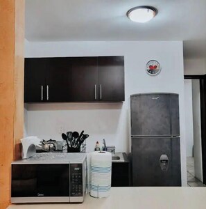 Fridge, microwave, oven, blender