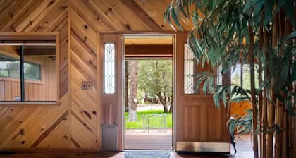 Dog Friendly, Fully Gated, Private Cabin by Fool Hollow Lake