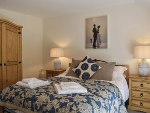 2 chambres, Wi-Fi gratuit, draps fournis