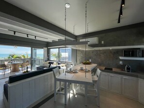 Minibar, individually furnished, soundproofing, free cots/infant beds - Club de Mar Condo Hotel (Amontada)