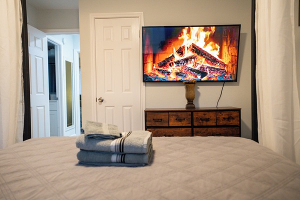 2 bedrooms, desk, free WiFi, bed sheets