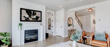 Smart TV, fireplace, video games, stereo