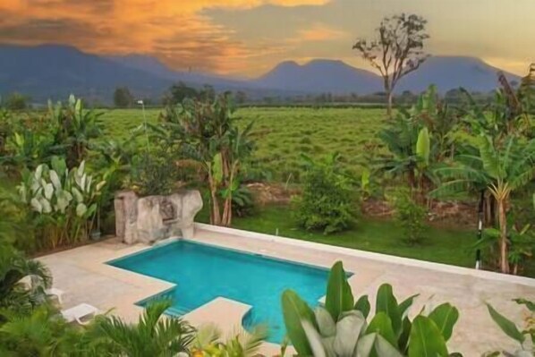 Pool - Casa Amor Green experience & Volcano View (La Fortuna)