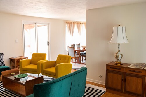 Charming 1950s Time Capsule Near Downtown Baker City, Oregon 