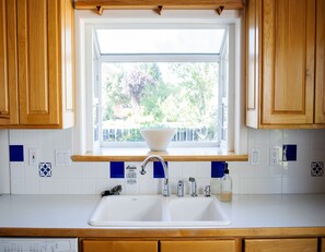 Interior - Pet-Friendly Home W/ Fenced Backyard Near the Heart of Downtown - Sleeps 6! (Baker City)