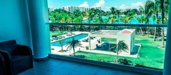 Luxury Apartment, Playa Blanca Giant Pool