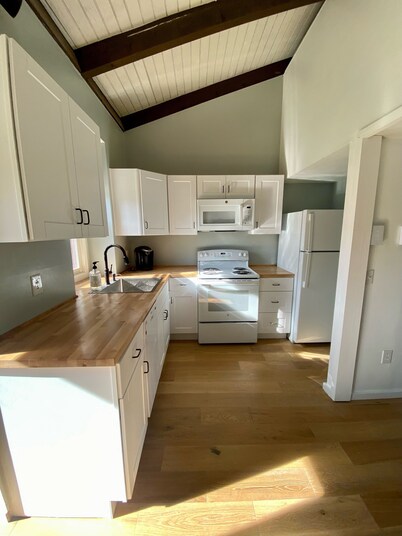 Newly Renovated Family Ski Condo Across the Street from Greek Peak 