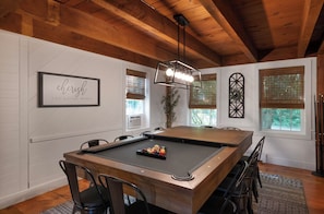 Games room - NEW! 4-Bedroom Retreat with lake views & HOT TUB! (Belmont)