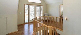 Welcome to The Lakeshore Guest House STAR-04446