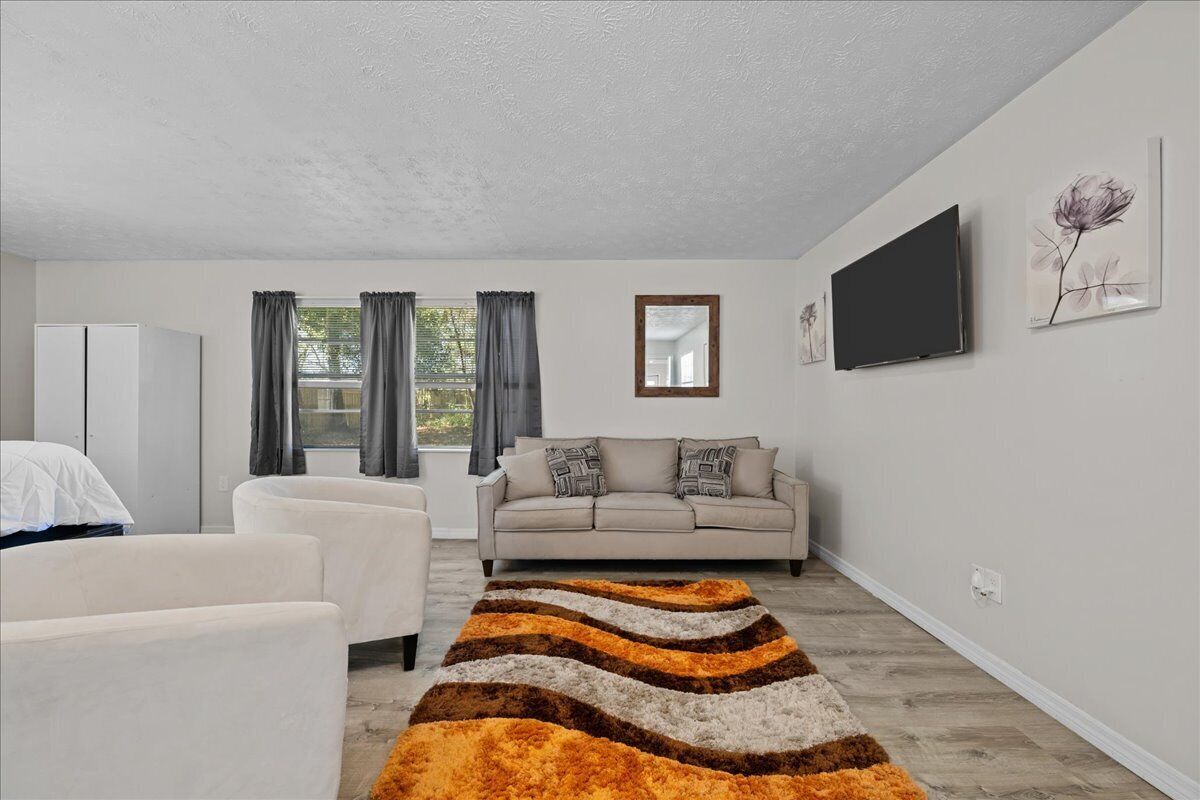 Cozy Unit with several amenities