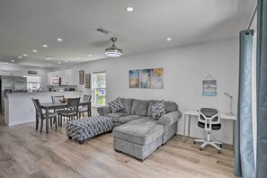 TV - Hot Tub & Fenced Yard: Home in Sebring (Sebring)