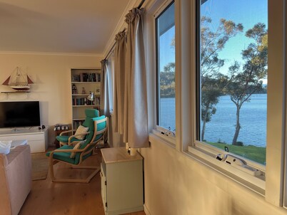 Anchorage Waterfront Retreat. 