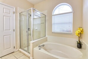 House, Multiple Beds (Grand Golf Views at Highlands Reserve) | Bathroom - Grand Golf Views at Highlands Reserve (Davenport)