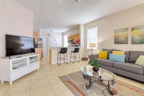 House, Multiple Beds (Grand Golf Views at Highlands Reserve) | Living room