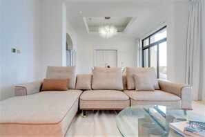 Interior - Seaview Penthouse with Private Gym & Outdoor Pool (Dubai)
