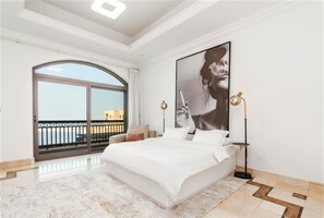 Apartment (3 Bedrooms) | 3 bedrooms, iron/ironing board, bed sheets - Seaview Penthouse with Private Gym & Outdoor Pool (Dubai)